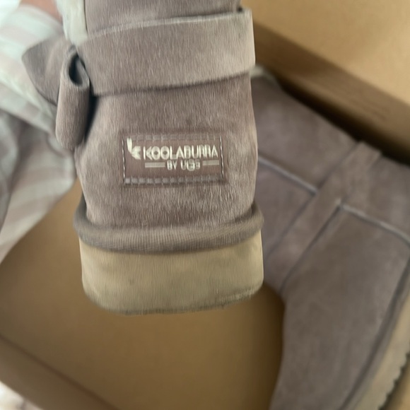 Kookaburra Uggs! - Picture 4 of 8